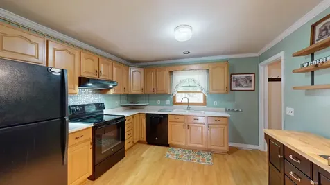 39 Hiawatha Avenue Essex Junction VT 05452