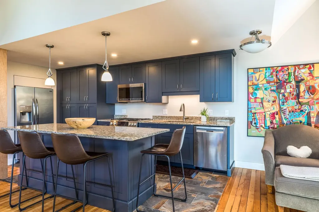 609 State Street Portsmouth NH 03801