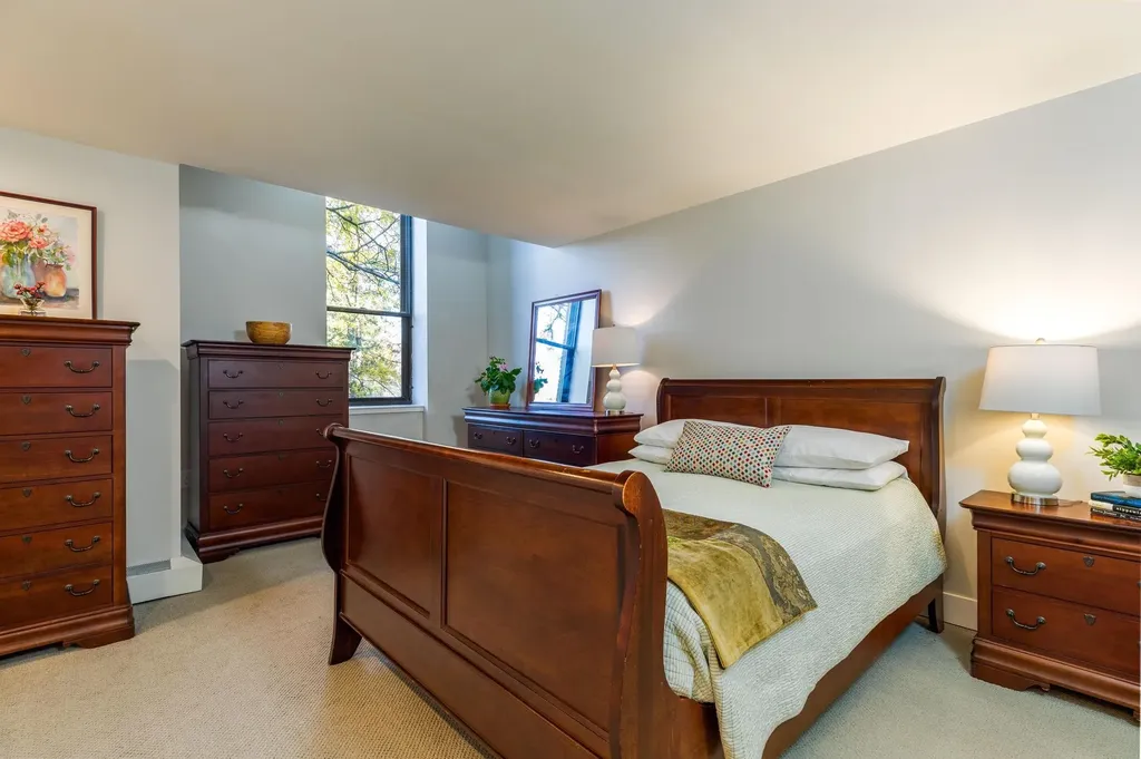 609 State Street Portsmouth NH 03801