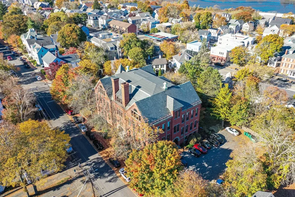 609 State Street Portsmouth NH 03801