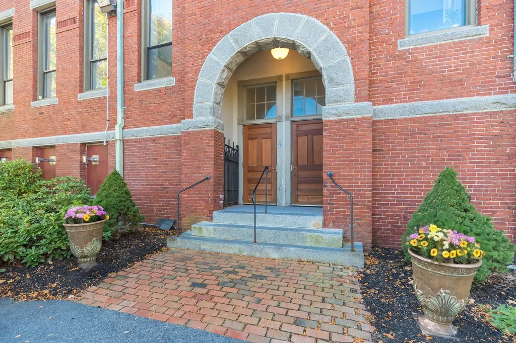 609 State Street Portsmouth NH 03801