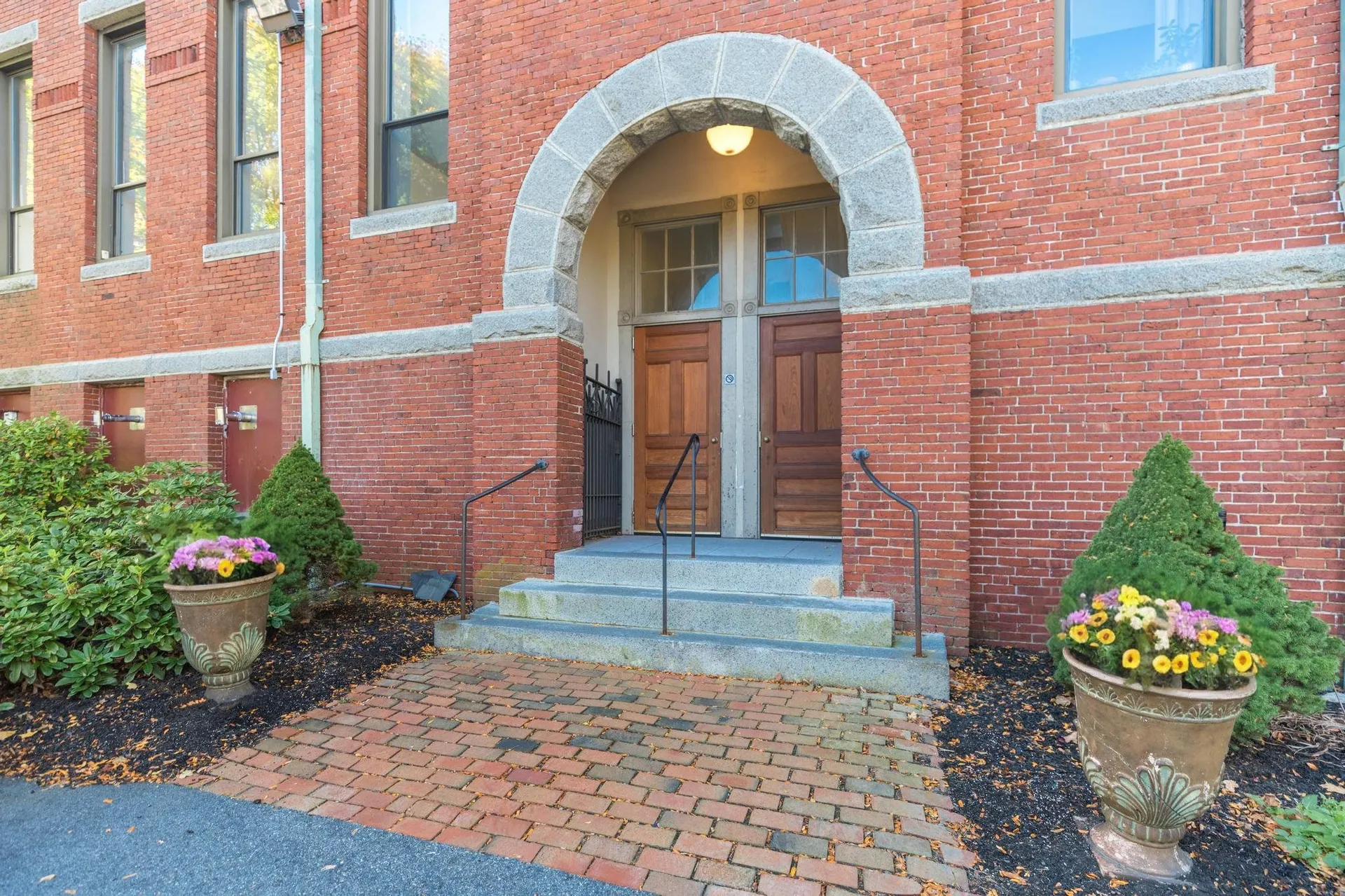 609 State Street Portsmouth NH 03801