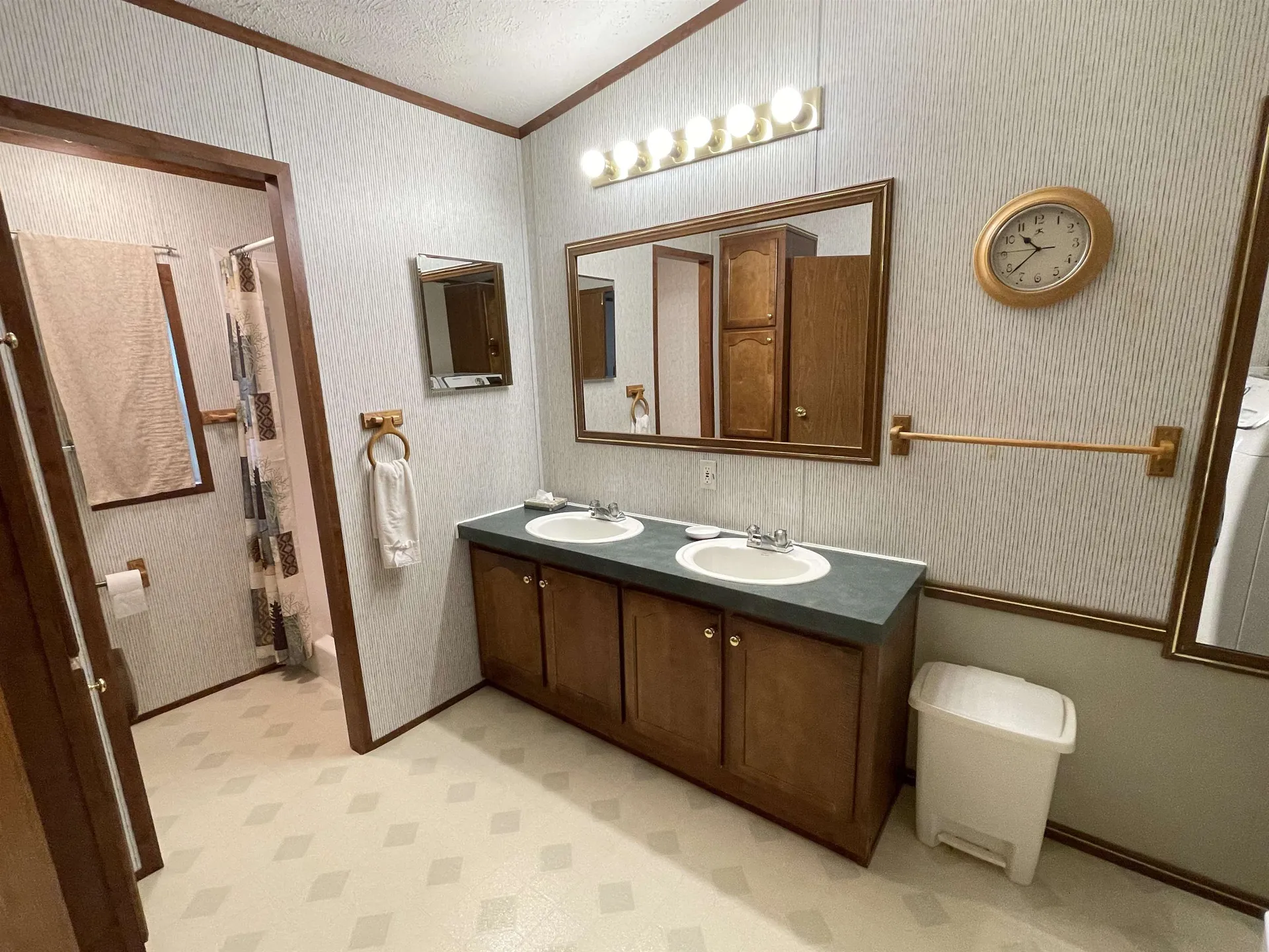 223 Waverly Circle Colchester VT 05446