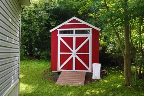 223 Waverly Circle Colchester VT 05446