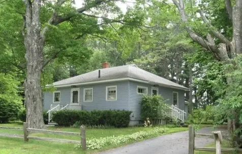 3 Pinecrest Lane Dover NH 03820