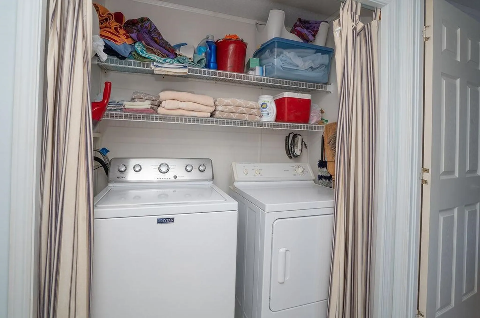 27 Cross Beach Road Seabrook NH 03874