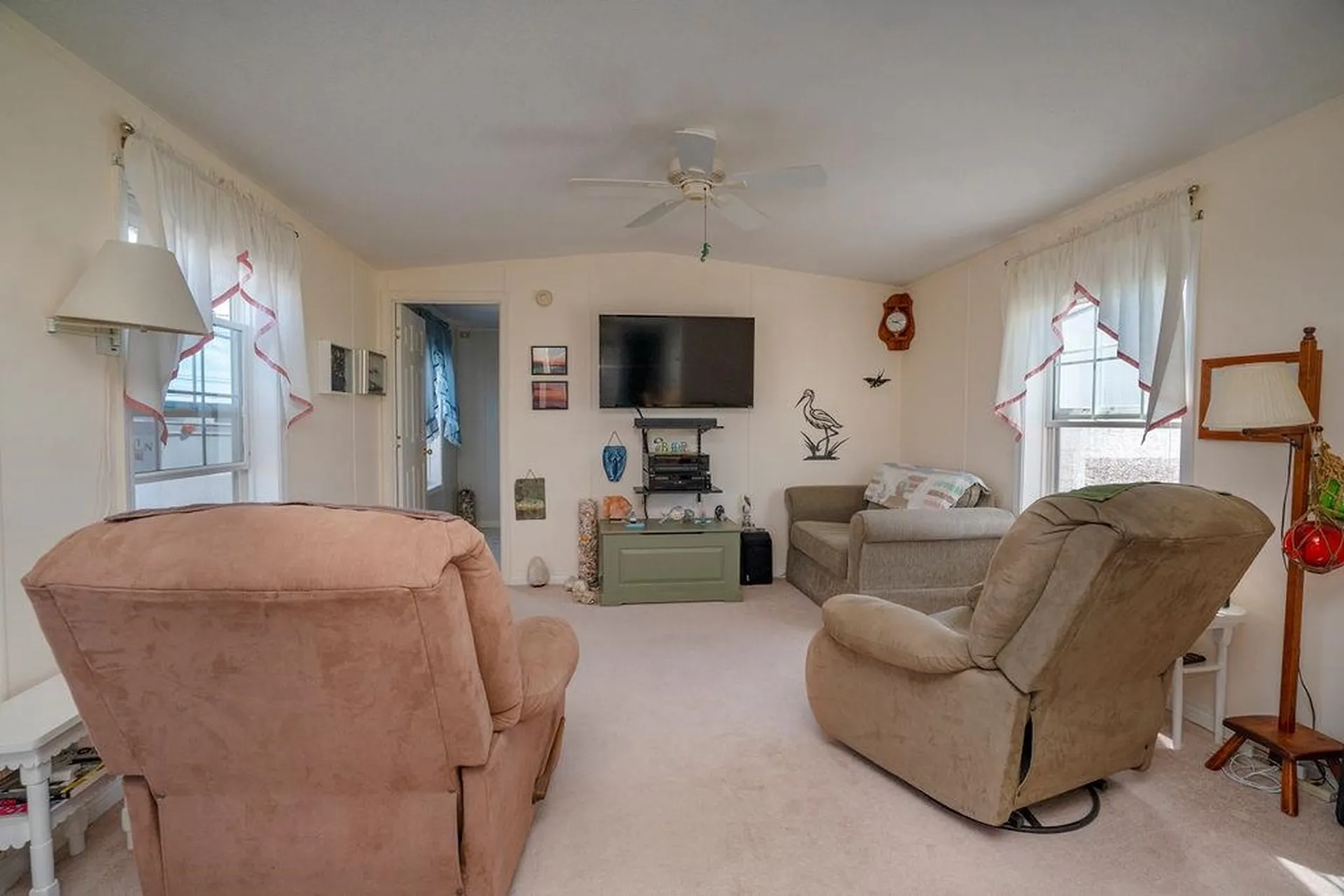 27 Cross Beach Road Seabrook NH 03874