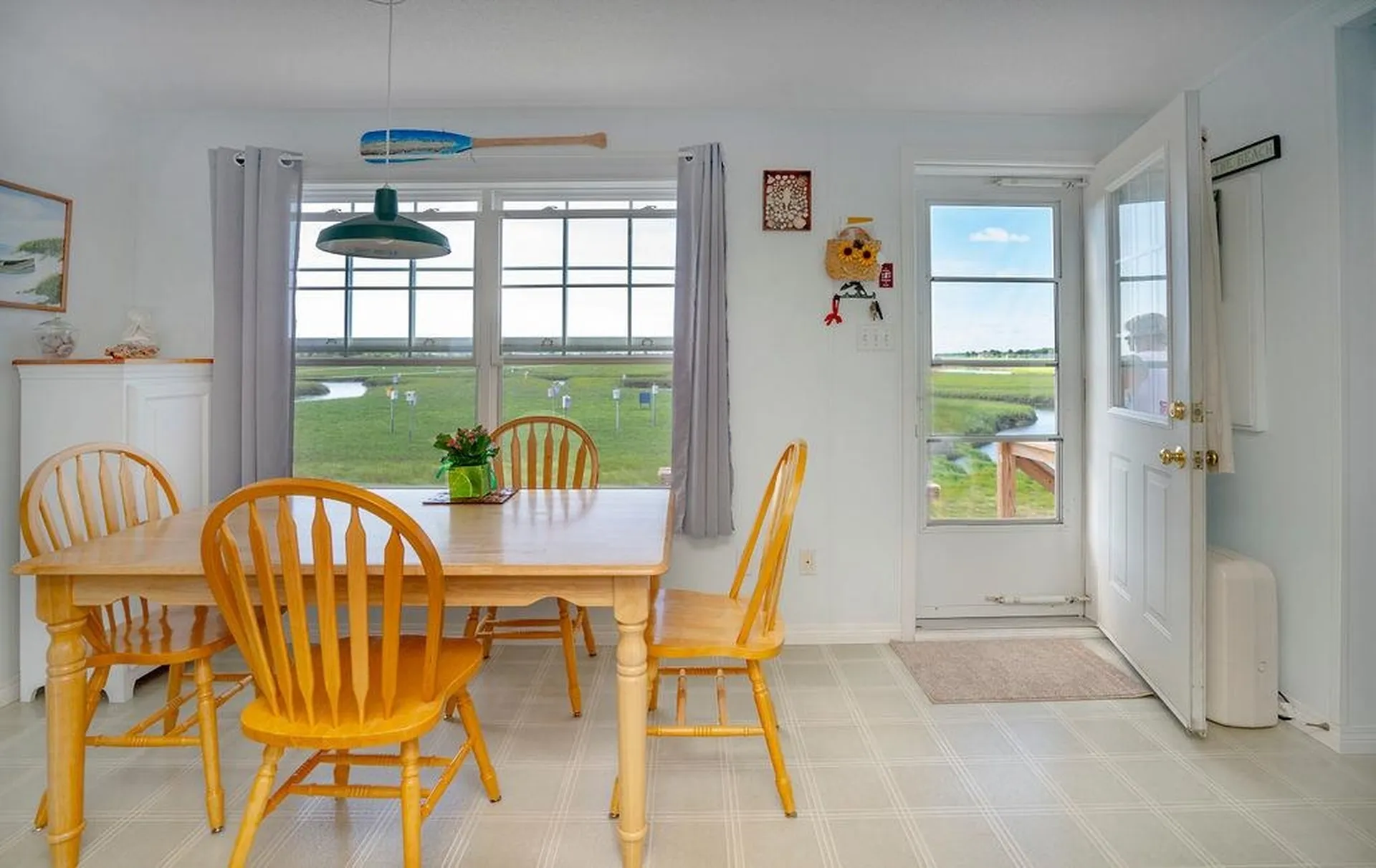 27 Cross Beach Road Seabrook NH 03874