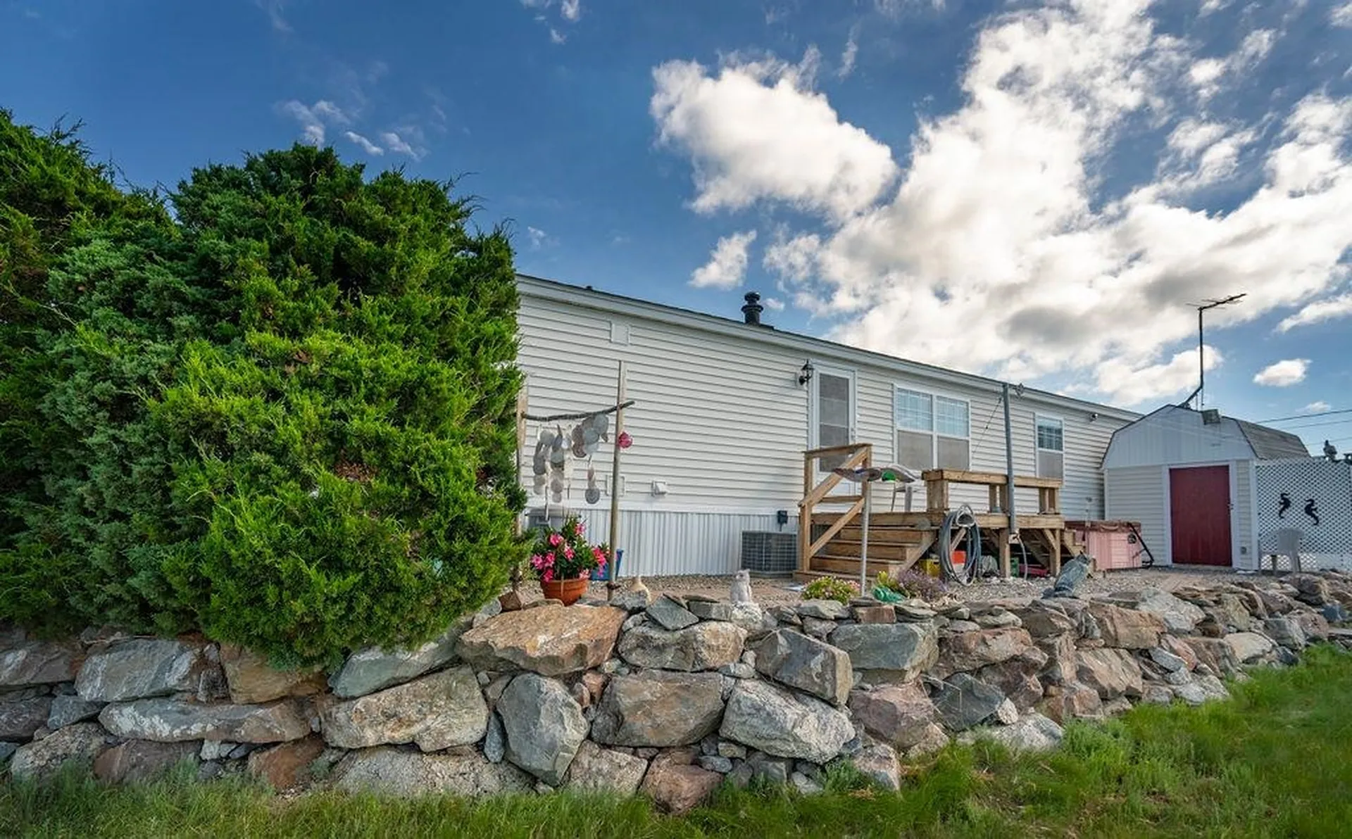 27 Cross Beach Road Seabrook NH 03874