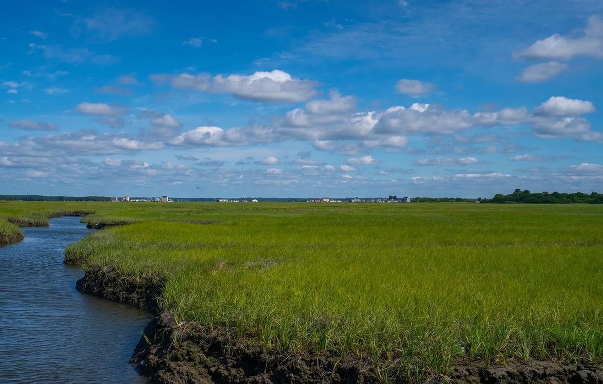 27 Cross Beach Road Seabrook NH 03874