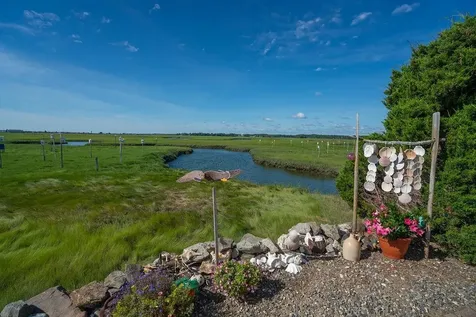 27 Cross Beach Road Seabrook NH 03874