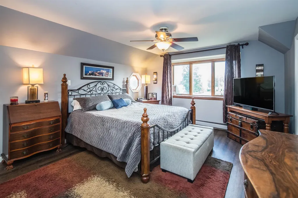 608 Orchard Hill Pittsford VT 05763