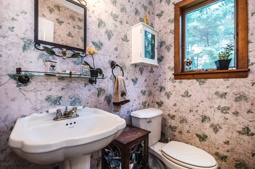 608 Orchard Hill Pittsford VT 05763