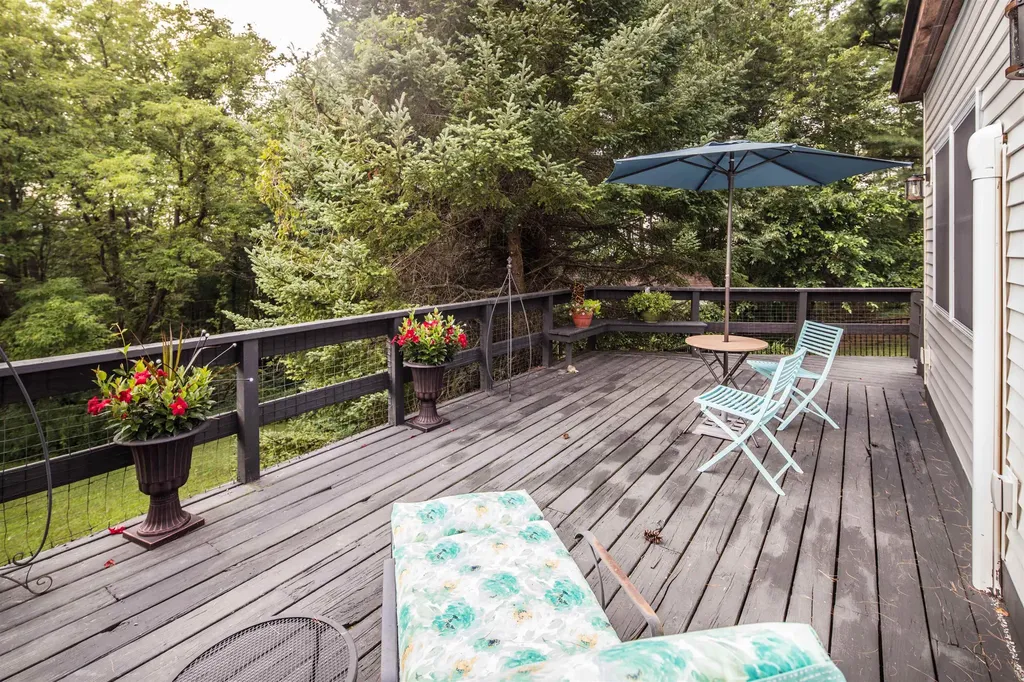 608 Orchard Hill Pittsford VT 05763