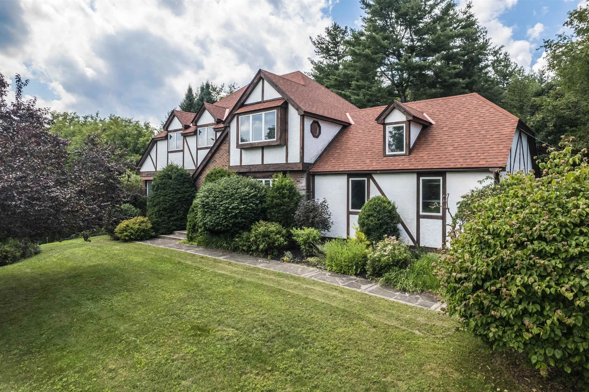 608 Orchard Hill Pittsford VT 05763