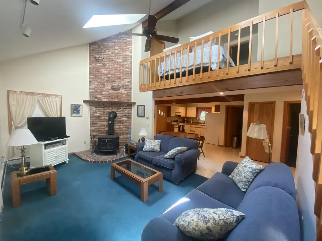 8 Davis Hill Road Conway NH 03813