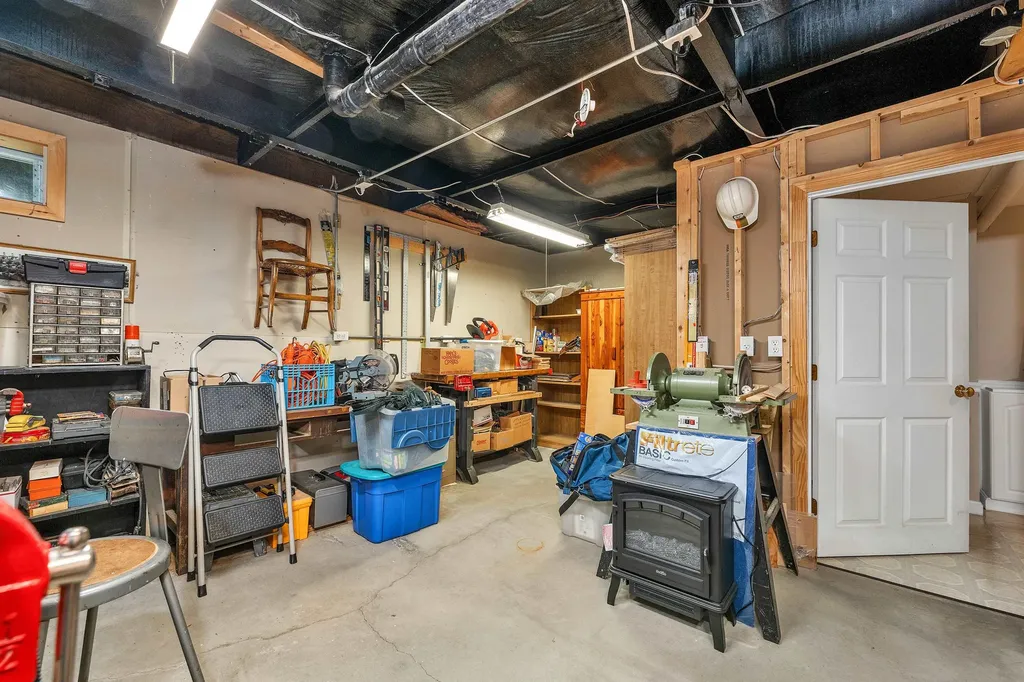 25 Magnolia Lane Belmont NH 03220