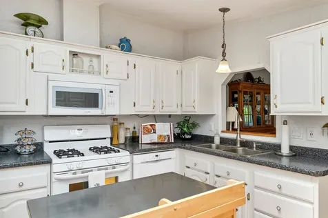 25 Magnolia Lane Belmont NH 03220