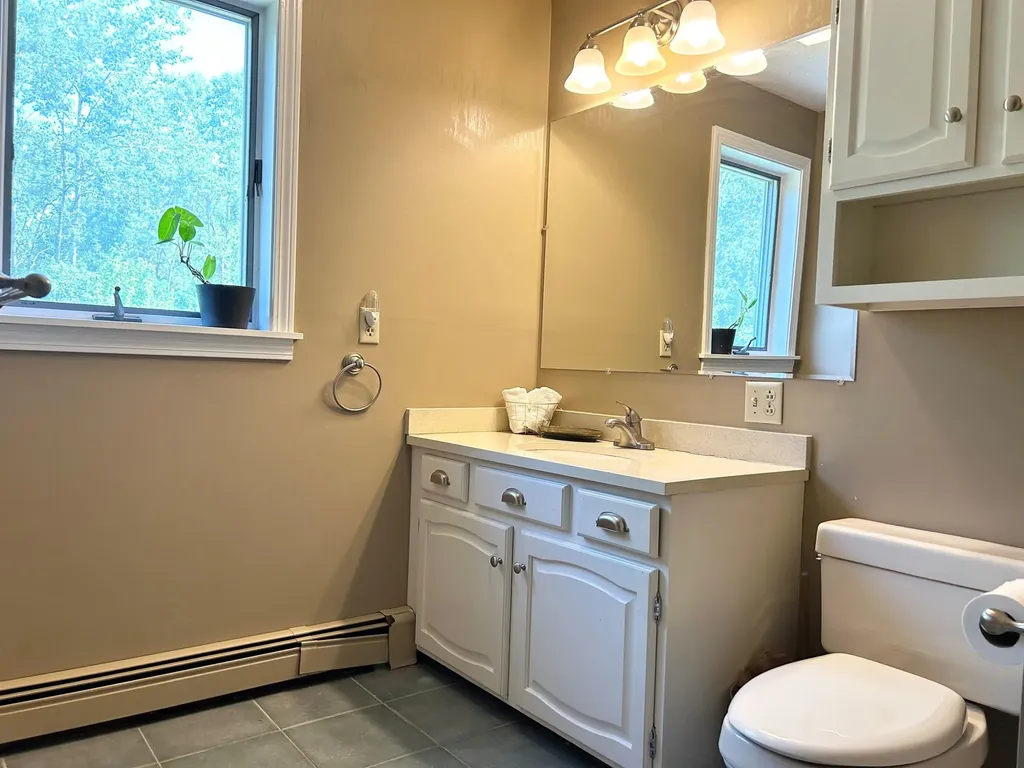 13 Nottingham Circle Lebanon NH 03766