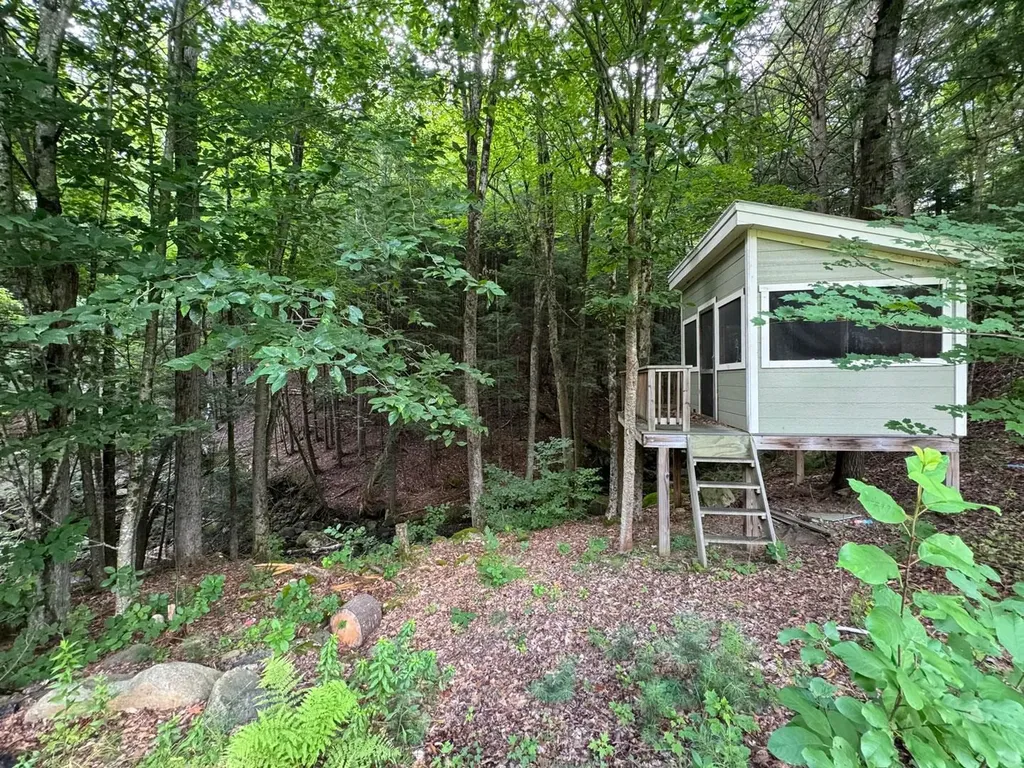 13 Nottingham Circle Lebanon NH 03766