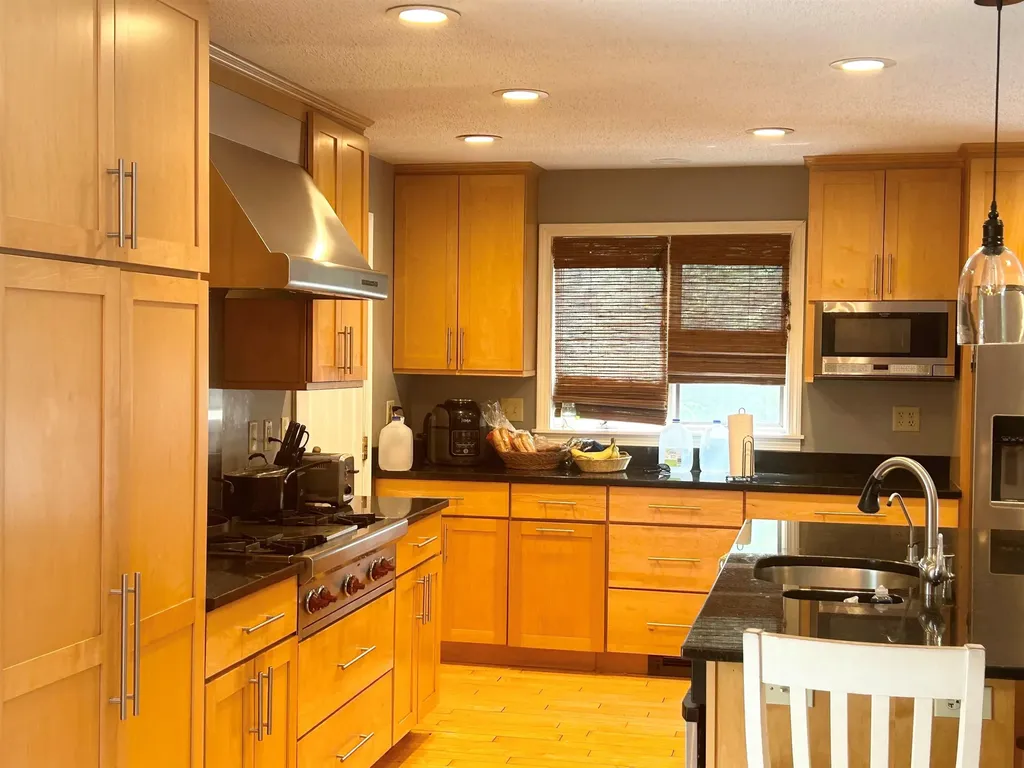 13 Nottingham Circle Lebanon NH 03766