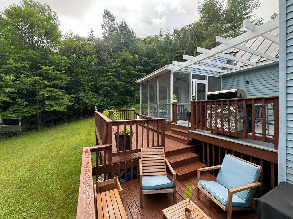 13 Nottingham Circle Lebanon NH 03766