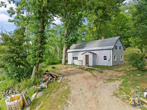 96 Parkview Street Newport NH 03773