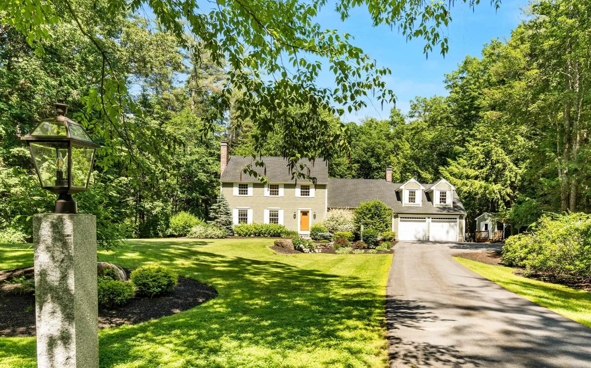 66 Pilgrim Drive Bedford NH 03110