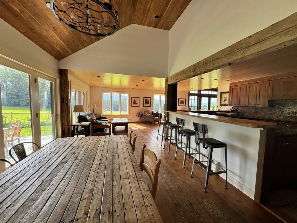 761 Cider Hill Warren VT 05674