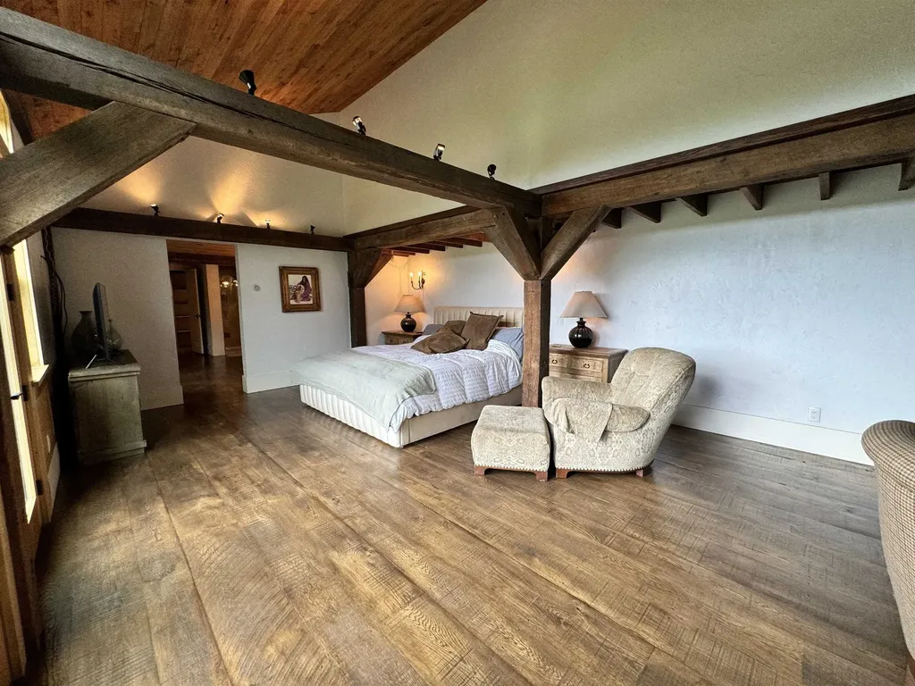 761 Cider Hill Warren VT 05674