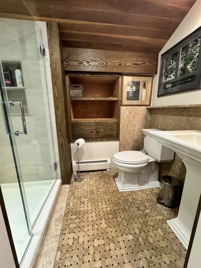 761 Cider Hill Warren VT 05674