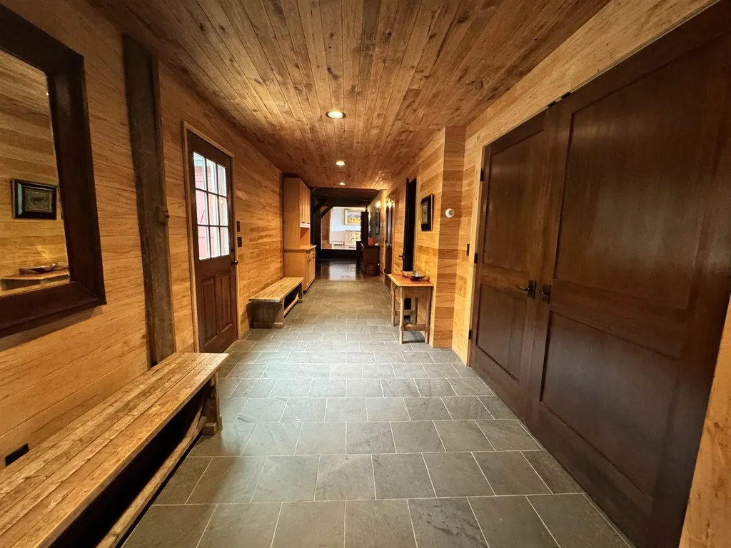 761 Cider Hill Warren VT 05674