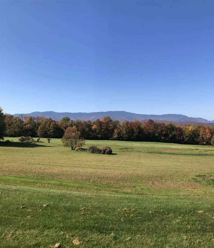761 Cider Hill Warren VT 05674