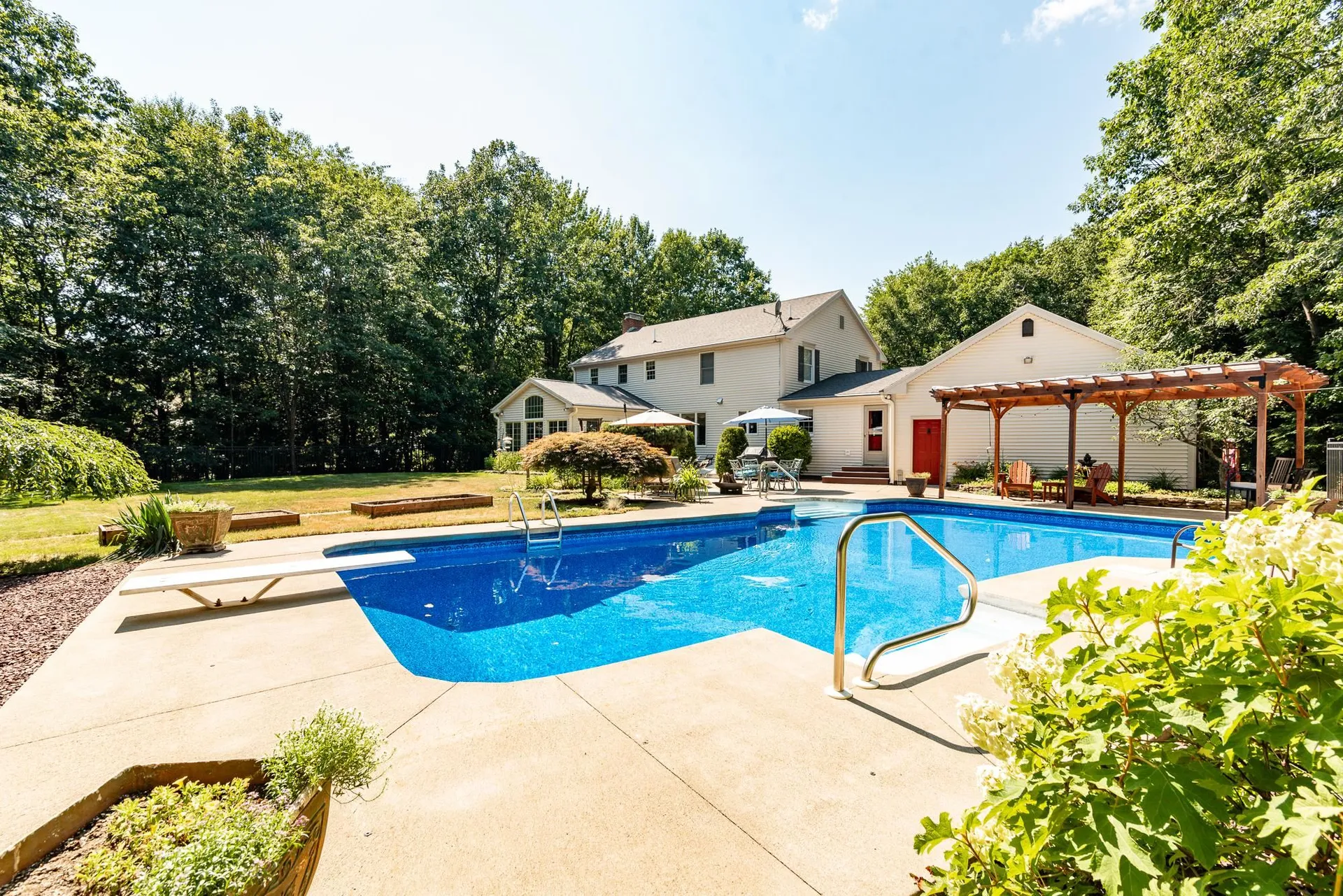 24 Hemlock Street Rochester NH 03867