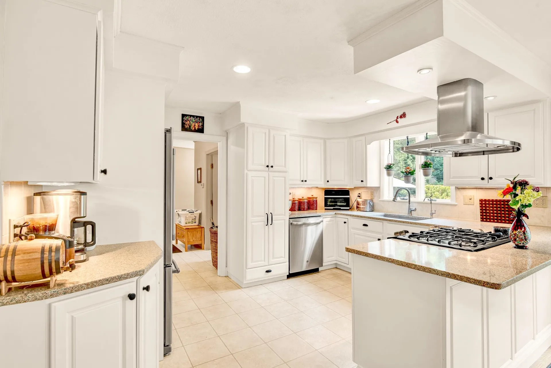 24 Hemlock Street Rochester NH 03867