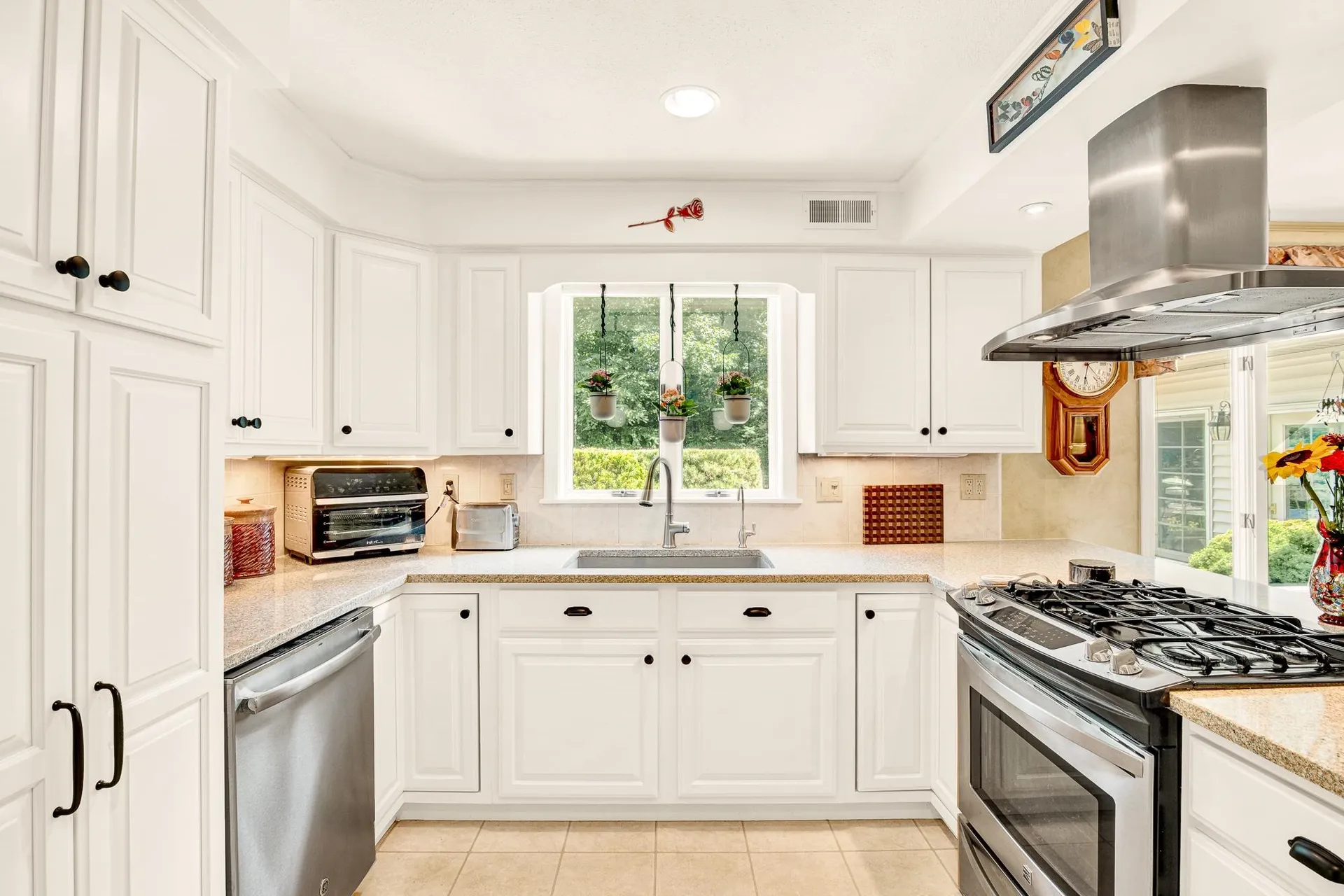 24 Hemlock Street Rochester NH 03867