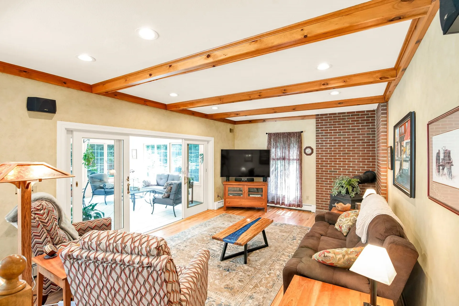 24 Hemlock Street Rochester NH 03867