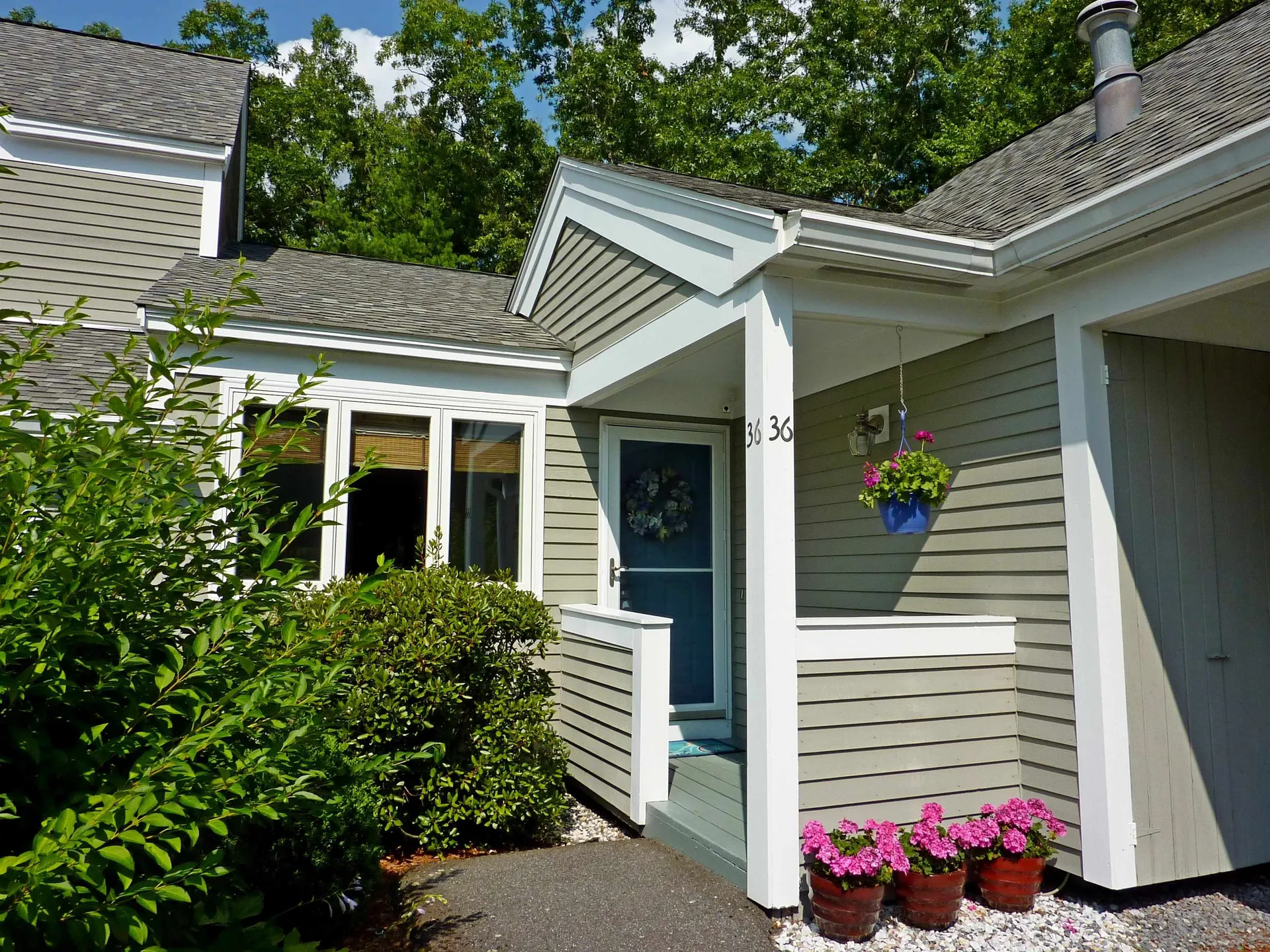36 Heather Court Nashua NH 03062