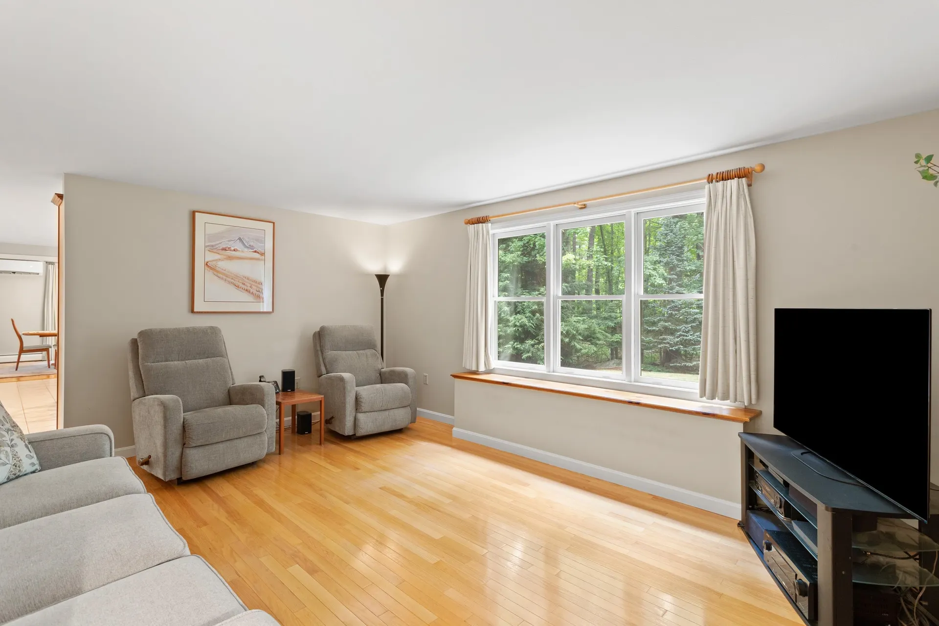 51 Pinecrest Drive Bedford NH 03110
