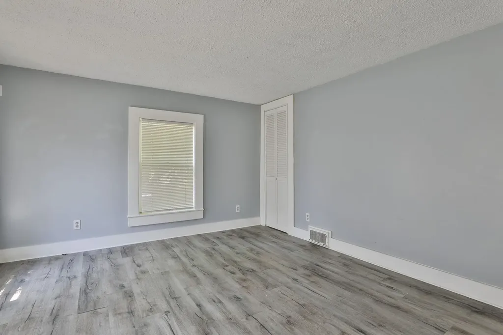 10 Granite Street Nashua NH 03064