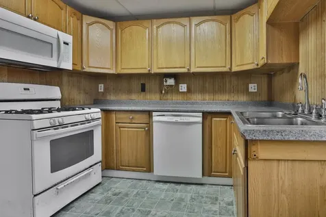 10 Granite Street Nashua NH 03064
