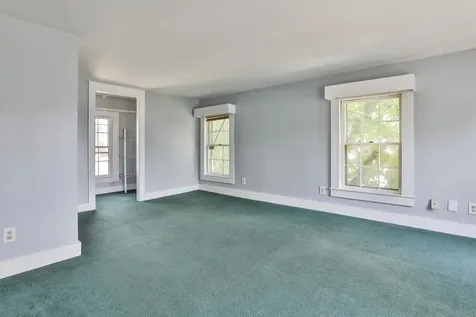 10 Granite Street Nashua NH 03064
