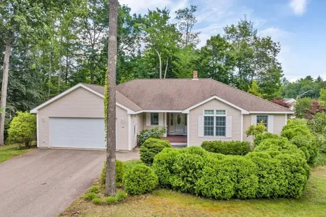 121 Sarah Circle Laconia NH 03246