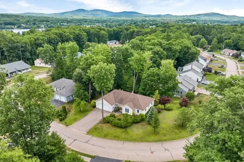 121 Sarah Circle Laconia NH 03246