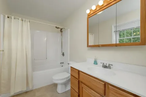 121 Sarah Circle Laconia NH 03246