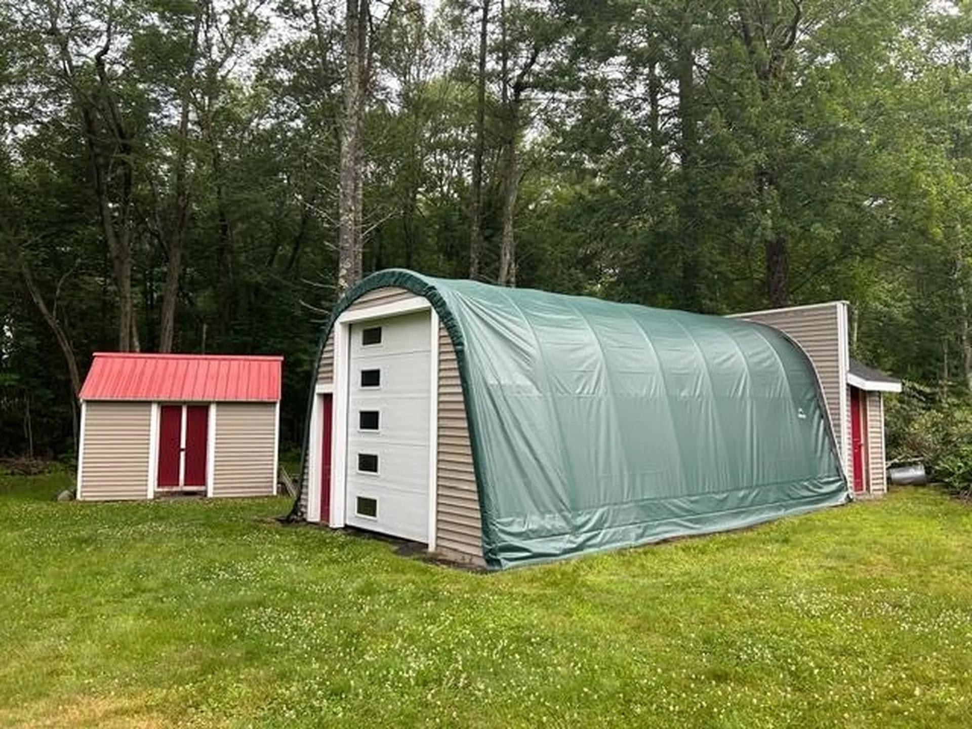 13 Boyd Road Hudson NH 03051