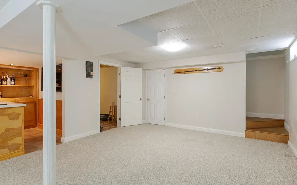 128 C L Lane Swanzey NH 03446