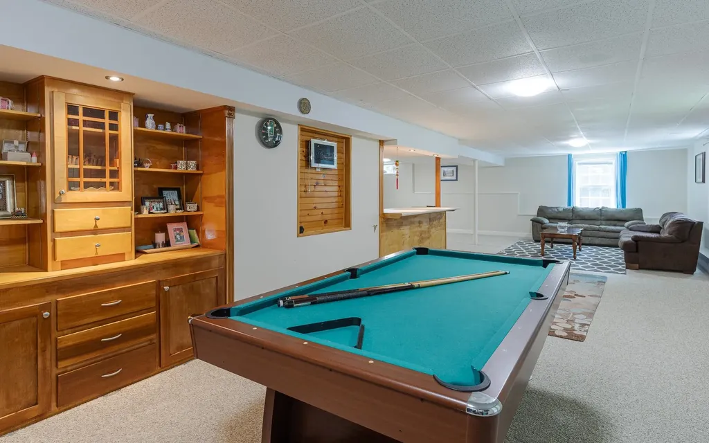 128 C L Lane Swanzey NH 03446