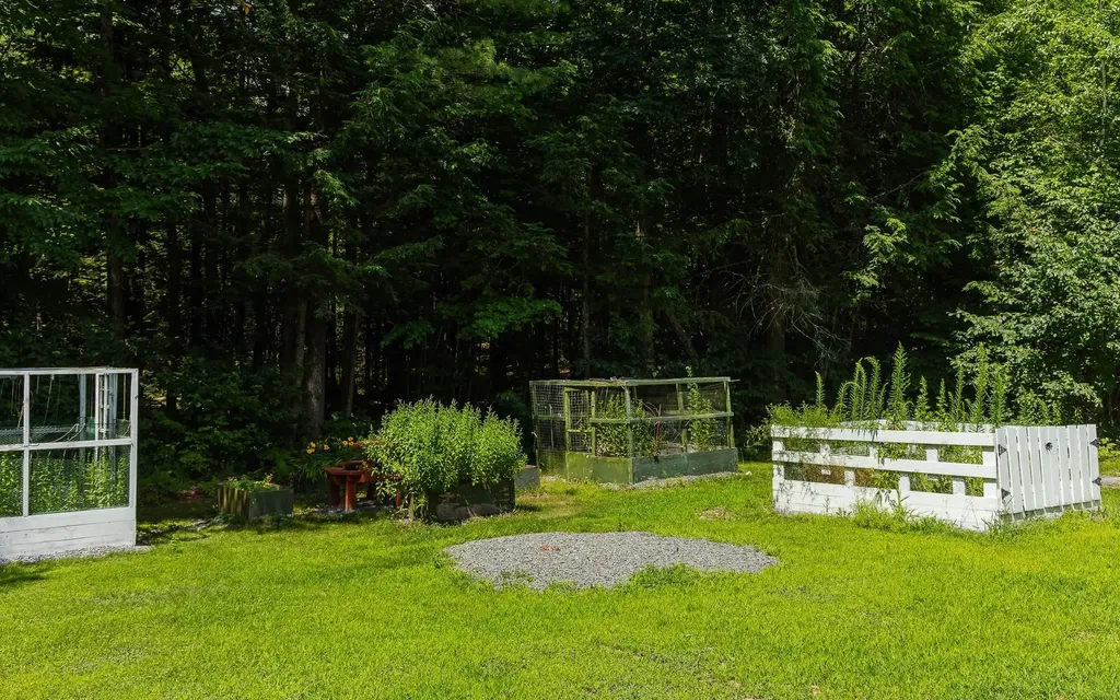 128 C L Lane Swanzey NH 03446