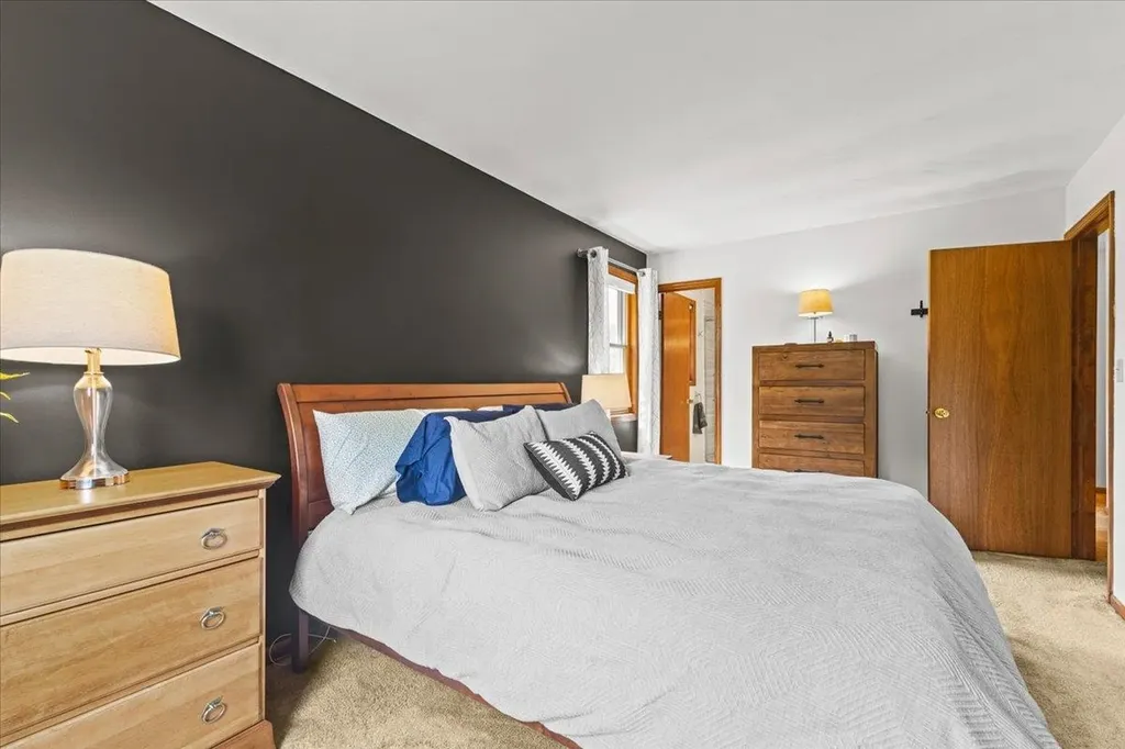 16 Rowland Road Fairfax VT 05454